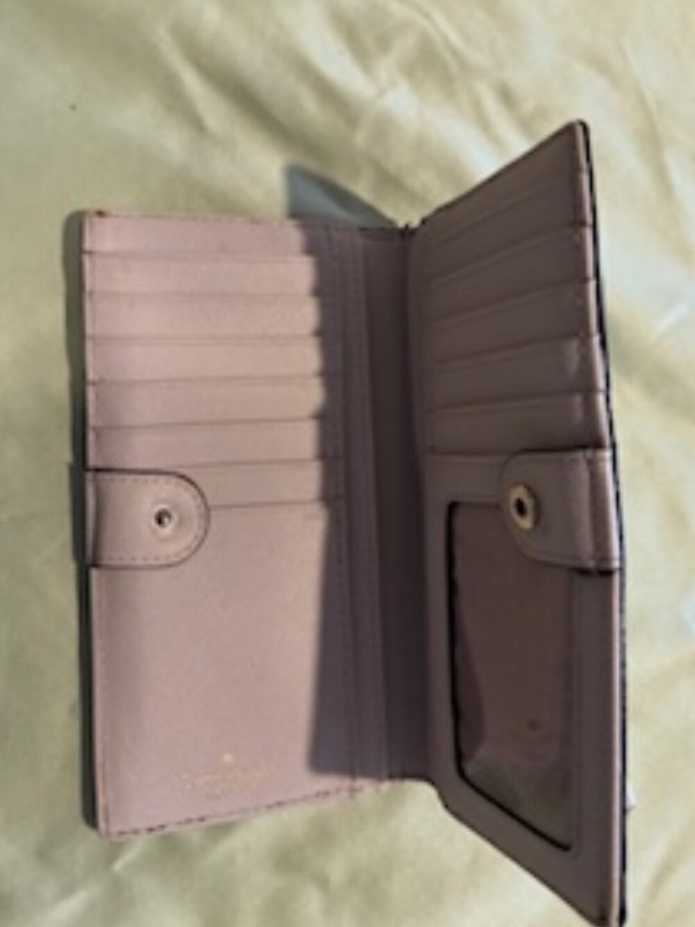 Kate Spade Wallet - Picture 2 of 2